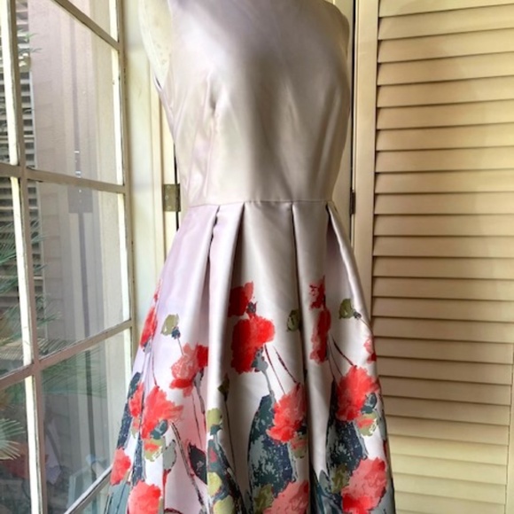 Carmen Marc Valvo A-Line Dress - Picture 2 of 9